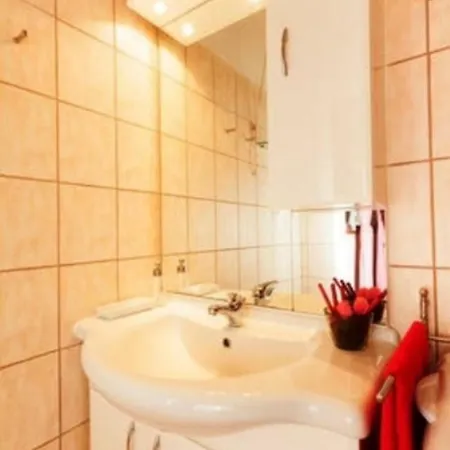 Revay Utca Apartment *